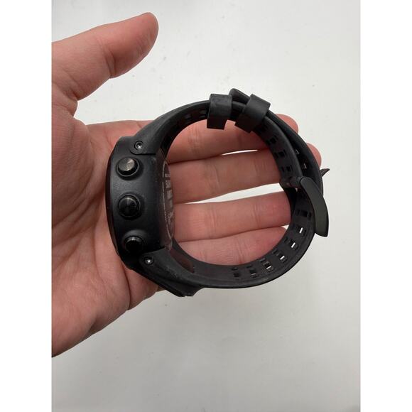 SUUNTO OW143 Digital Watch Black Rubber Strap With Charger & Box Tested Working main image 5